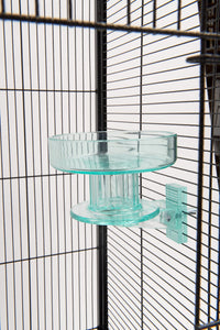 Thumbnail for Lixit Quick Lock Bird Cage Bath for Lovebirds, Canaries, Finches, Parakeets, and Cockatiels and Other Small to Medium Feathered Friends (Pack of 1)