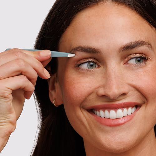 Image 12 of Tweezerman Slant Tweezer