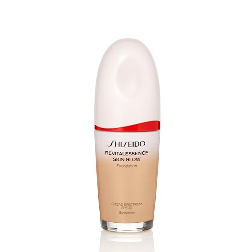 Image 22 of 310 - Silk for the product Shiseido RevitalEssence Skin Glow Foundation SPF 30