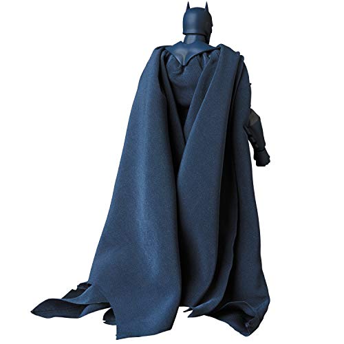 Image 3 of Medicom DC Comics Batman Hush Mafex Action Figure 6 Inch