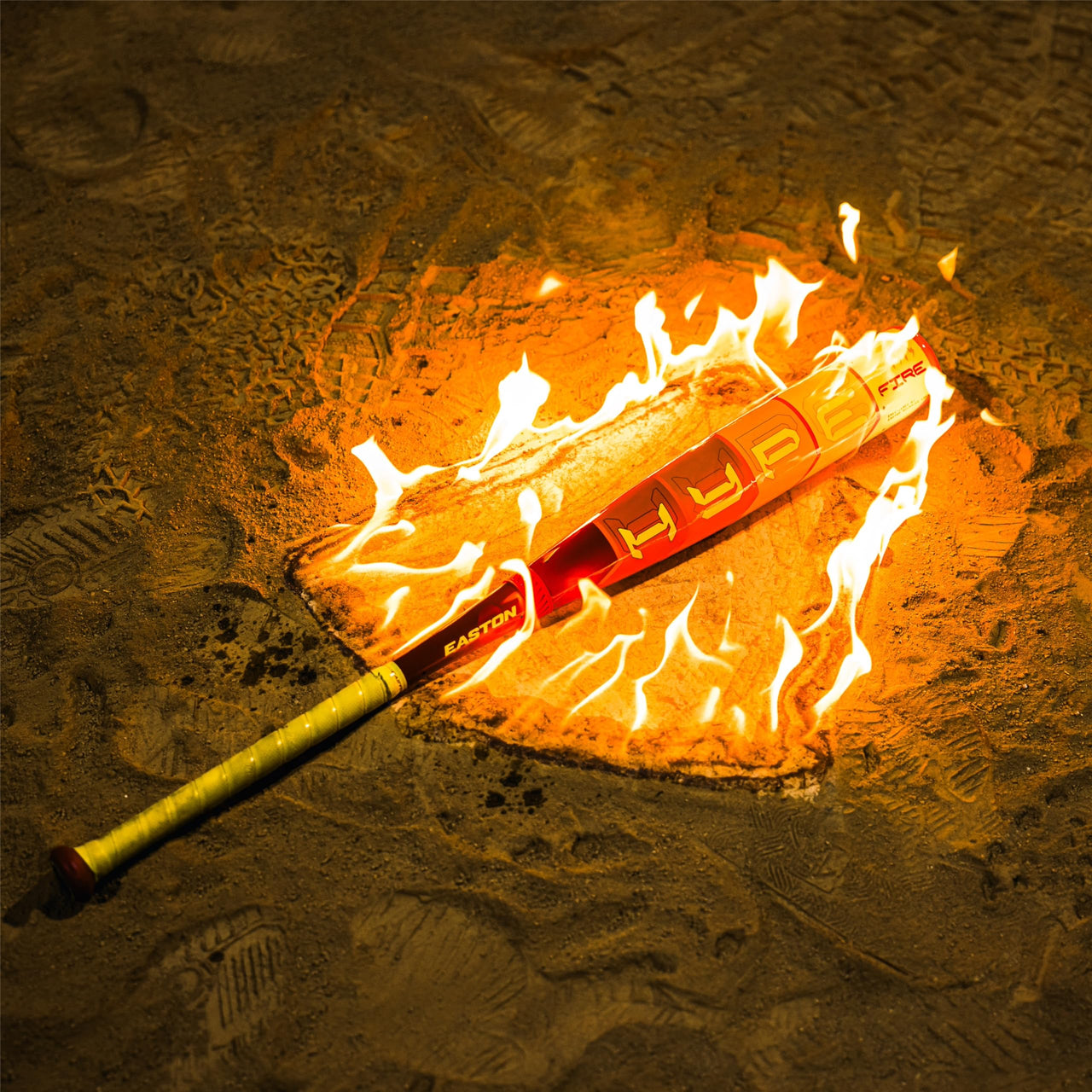 Easton | 2025 | Hype FIRE Baseball Bat | USSSA | -10 Drop | 2 3/4' Barrel | 29 inch