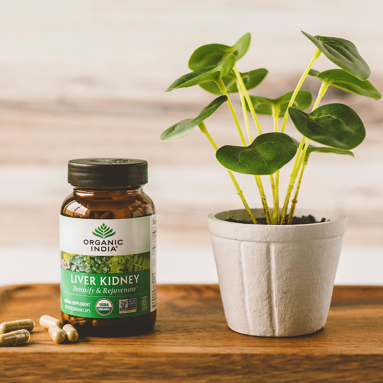 ORGANIC INDIA Liver Kidney Herbal Supplement - Detoxify & Rejuvenate, Supports Healthy Liver & Kidney Function, Vegan, Gluten-Free, Kosher, USDA Certified Organic, Non-GMO - 90 Capsules