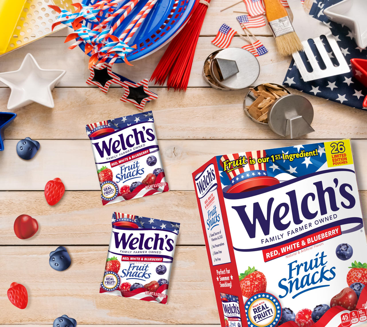 Welch's Fruit Snacks, Red, White & Blueberry, Great Snack for Summer Celebrations, Bulk Pack, Variety Pack, Individual Single Serve Bags, 0.5 Ounces (Pack of 26)