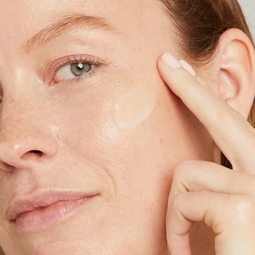 Image 6 of No7 Restore & Renew Sculpting Serum for Face & Neck