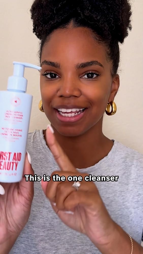 Image 10 of First Aid Beauty Ultra Gentle Cream-to-Foam Cleanser