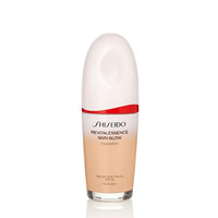 Thumbnail for Image 16 of 150 - Lace for the product Shiseido RevitalEssence Skin Glow Foundation SPF 30