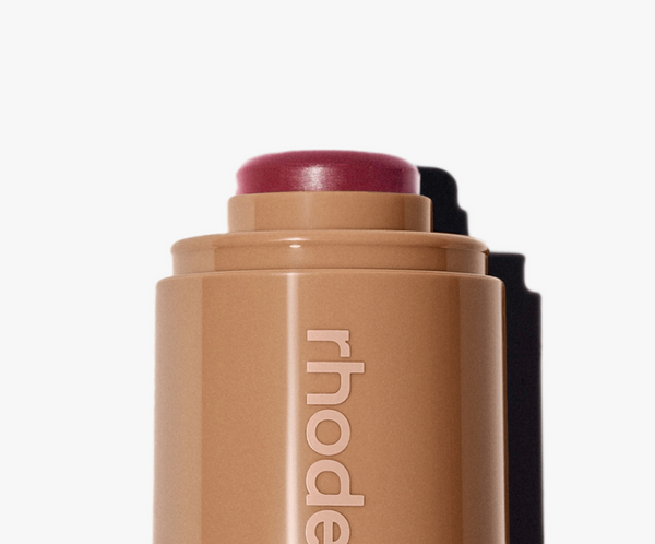 Rhode Pocket Blush for The Natural Flush - Date Cake - Warm Red Berry 5.3gm